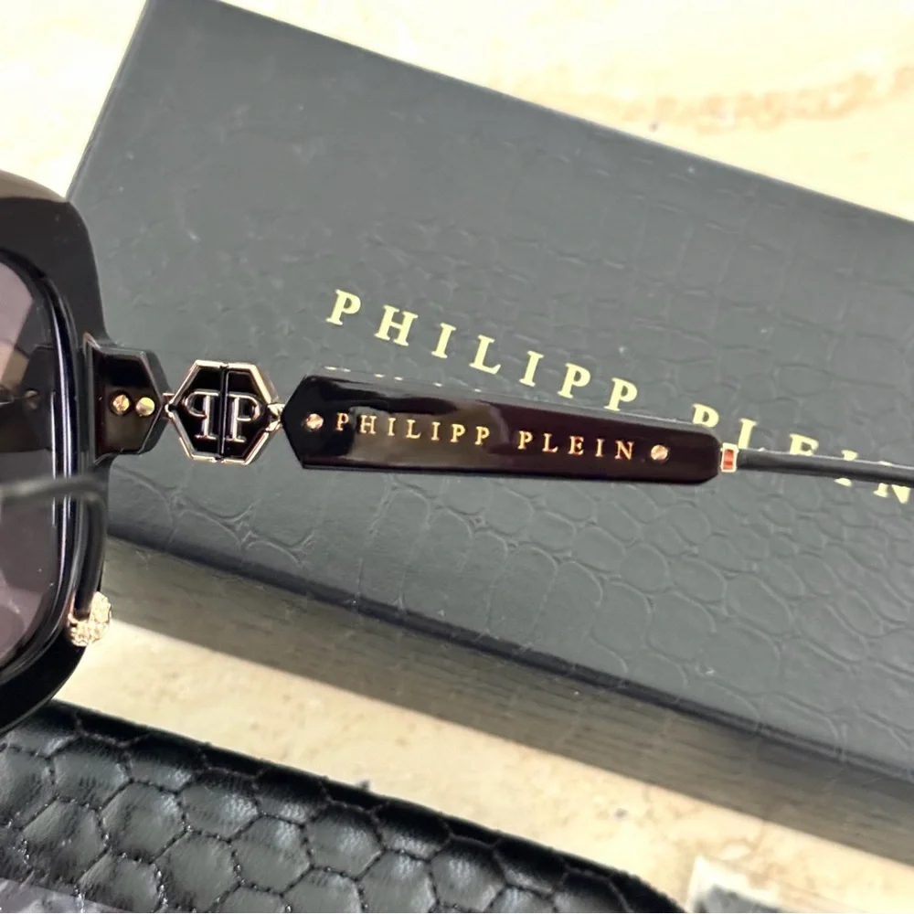 New! Philipp Plein Queen SPP065S Col.0700 Glossy Black Sunglasses, Authentic